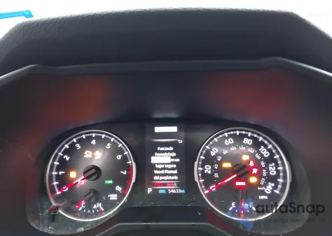 2021 Toyota Rav4 Xle z USA, uszkodzony, nr VIN 2T3P1RFV6MW167984